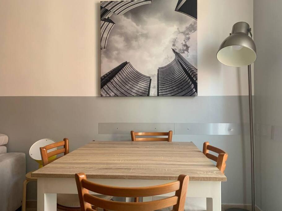 Art&Design Close To Bocconi University Милано Екстериор снимка